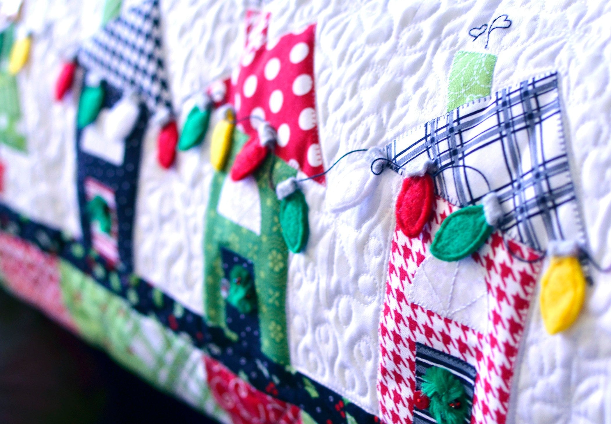 Kimberbell Jingle All the Way (The Sewing Version): Make 5 Oh-So-Merry Projects for Your Home