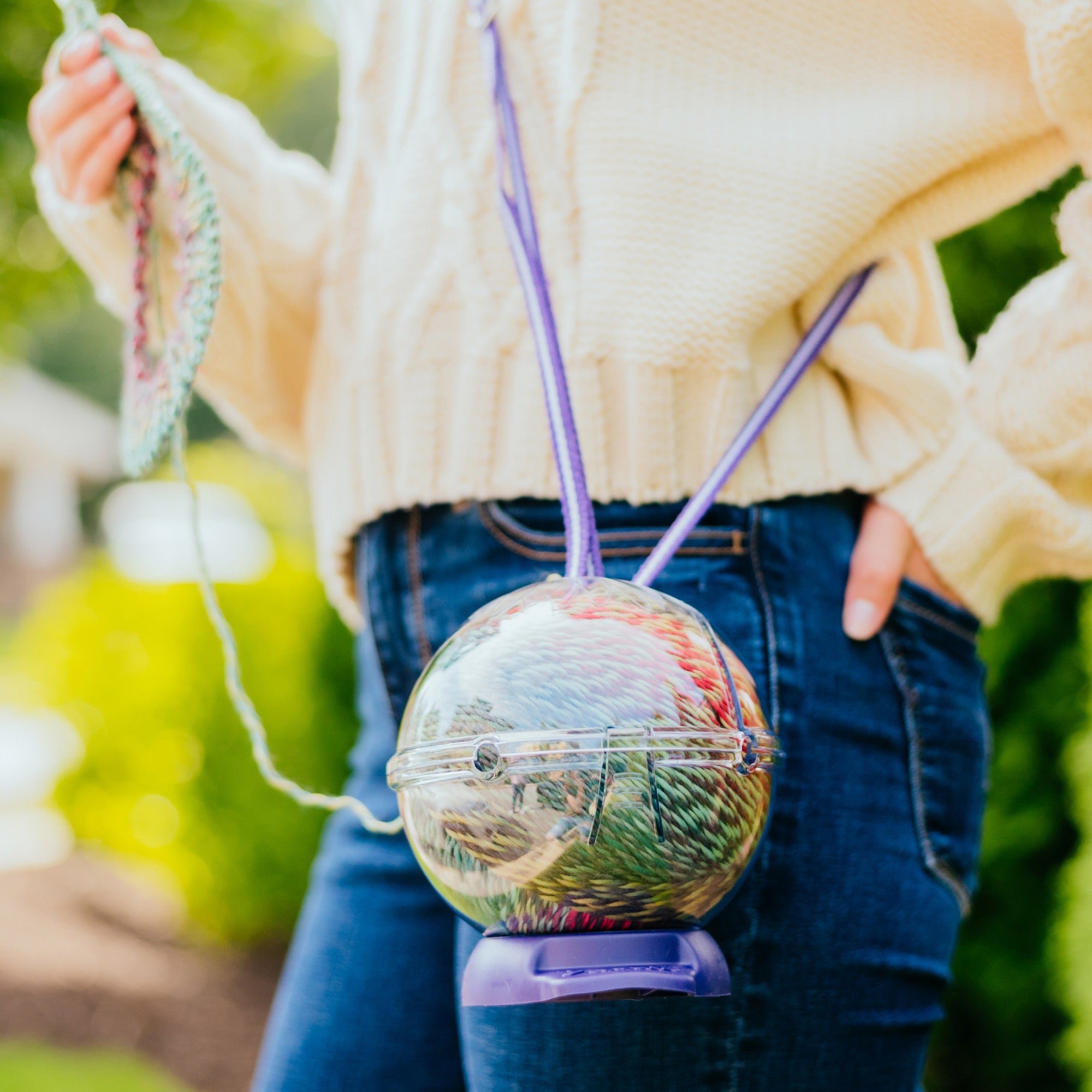 Prym Yarnit Yarn Holder Globe with Shoulder Strap and Storage Base