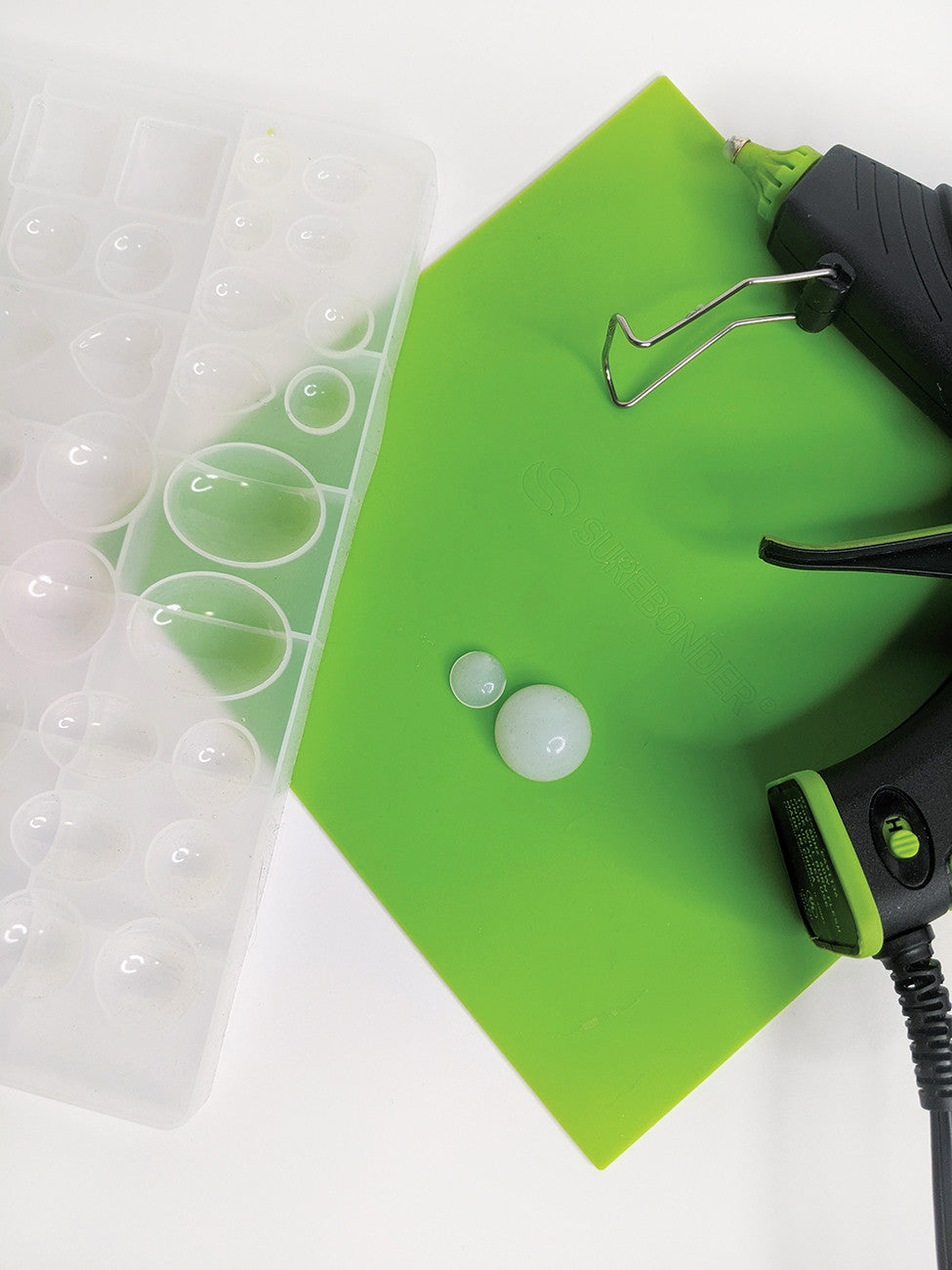 The Ultimate Glue Guide Book by Annye Driscoll for FanPowered Press