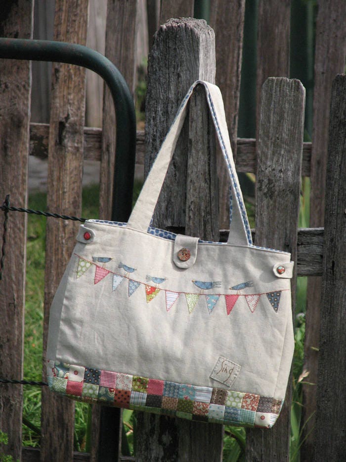 The Simple Life Quilt Pattern Book by Anni Downs of Hatched and Patched