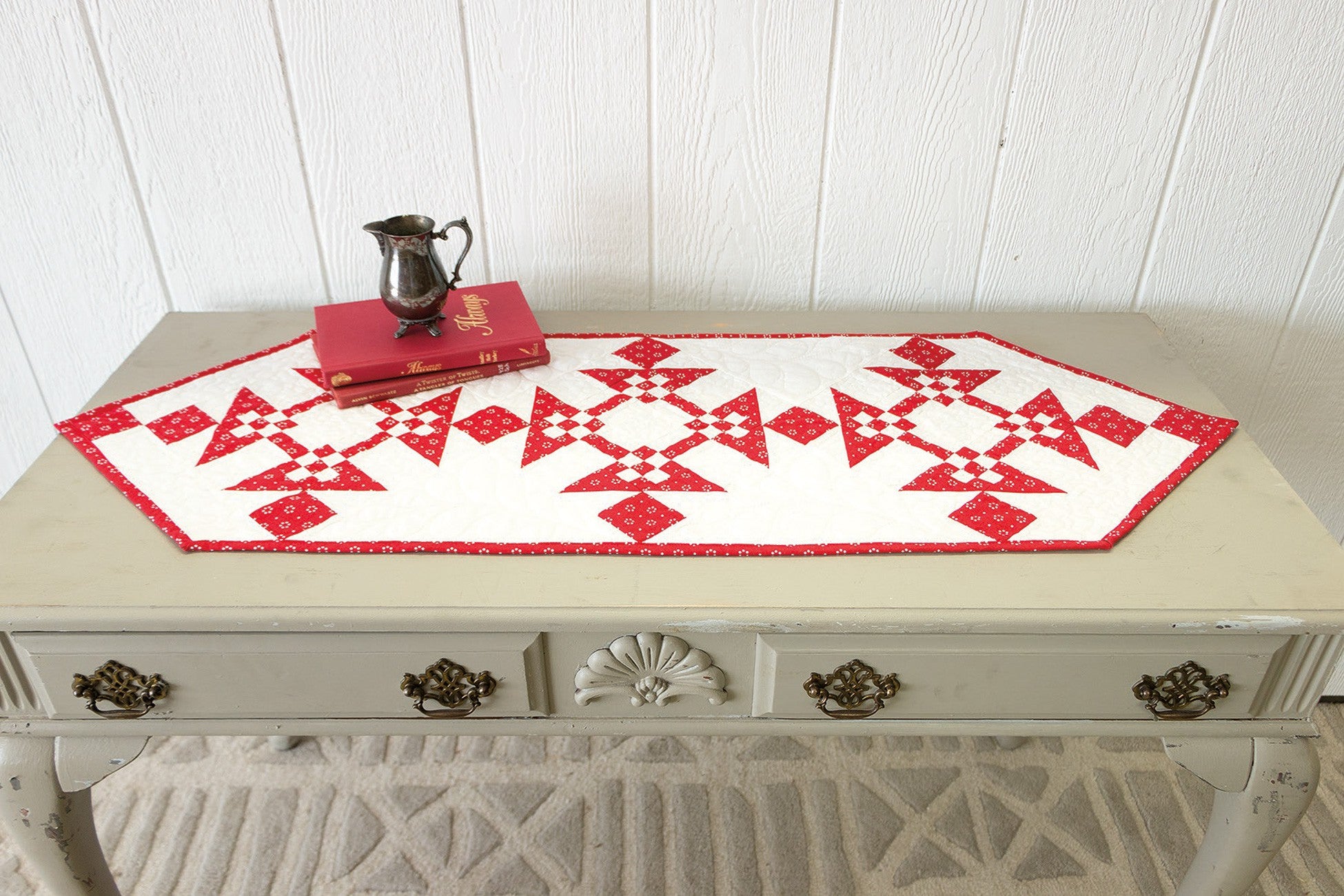 Tablerunner Bliss Quilt Pattern Book by Sherri Falls For It's Sew Emma