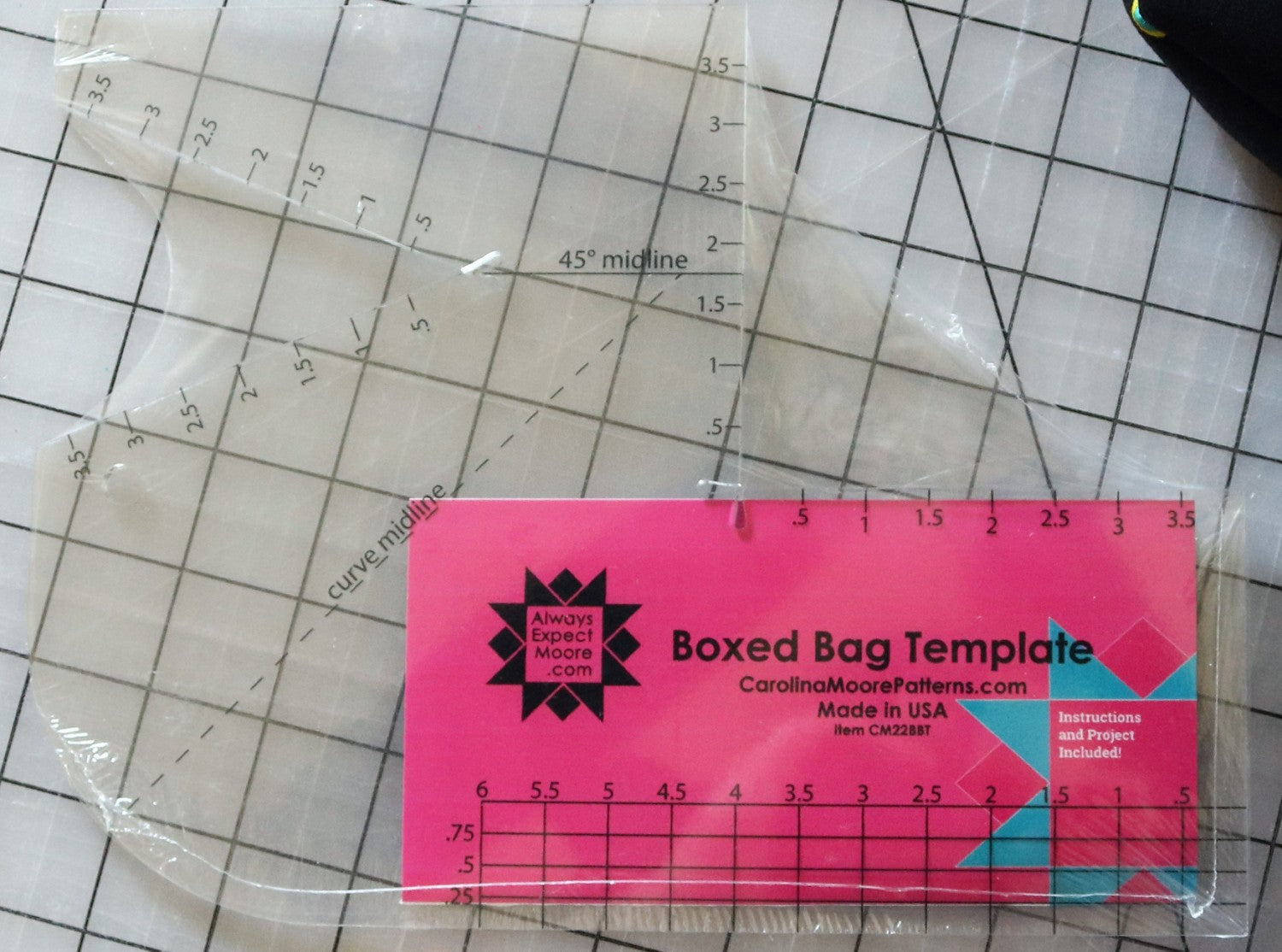Boxed Bag Acrylic Template for Boxed, Curved, and Dart Style Corners by Carolina Moore