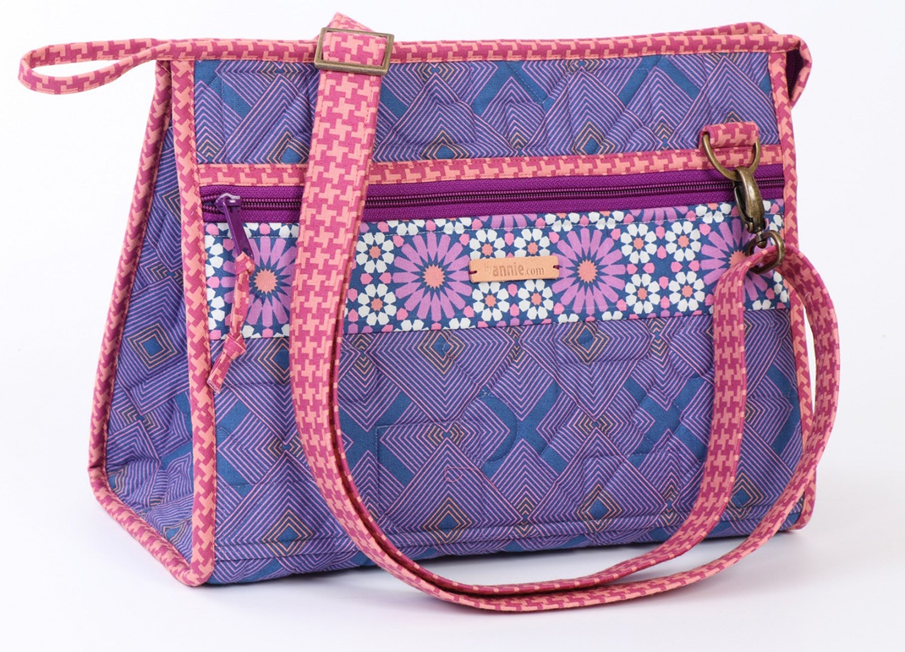 Take A Stand Stand-Up Tote Sewing Pattern by Annie Unrein for ByAnnie