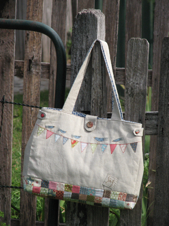 The Simple Life Quilt Pattern Book by Anni Downs of Hatched and Patched