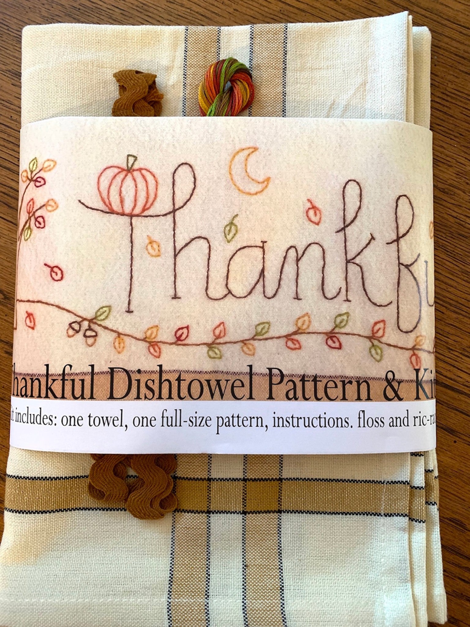 Thankful Dishtowel Pattern And Floss Kit from Bareroots