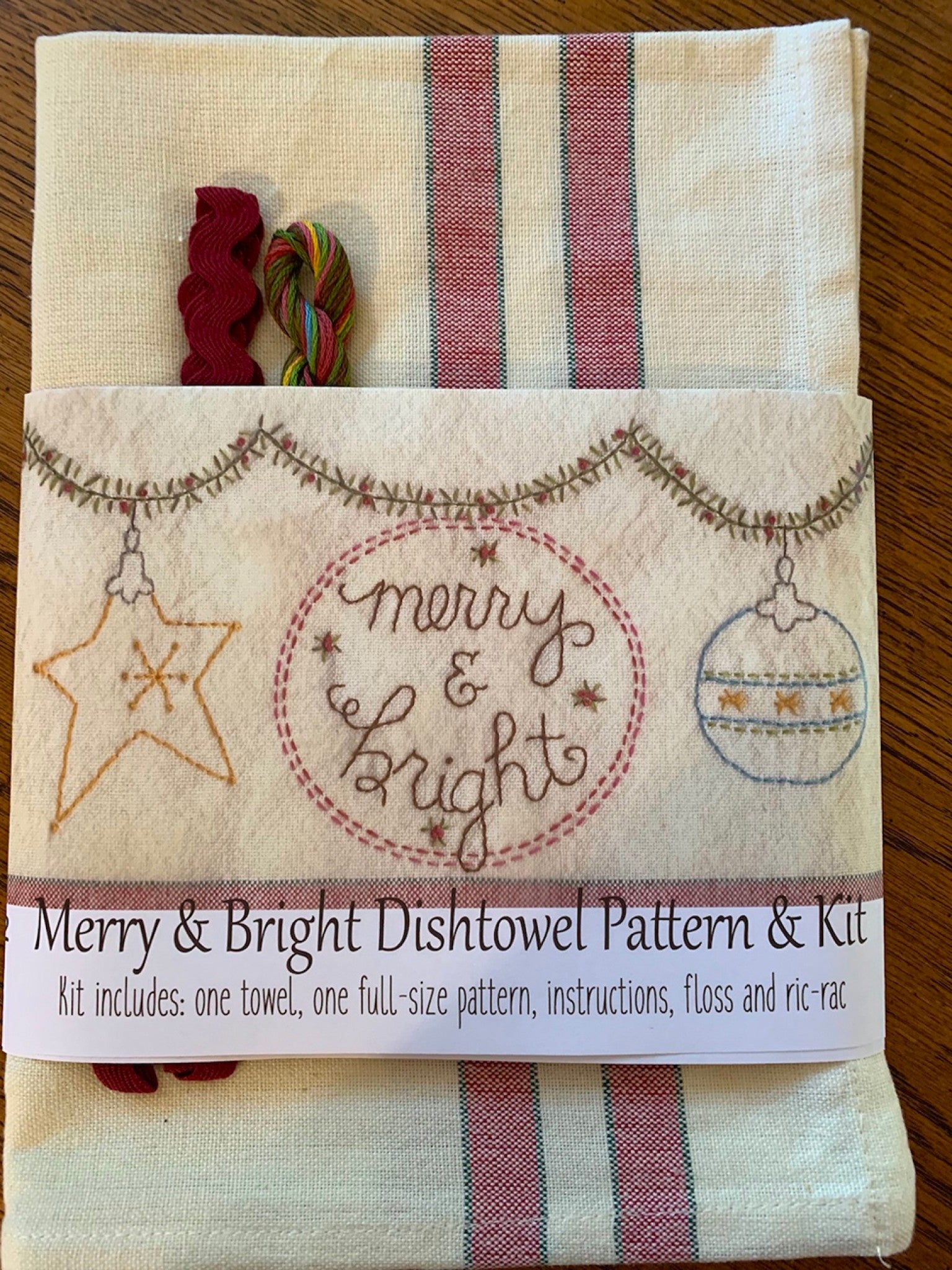Merry & Bright Dishtowel Pattern And Floss Kit from Bareroots