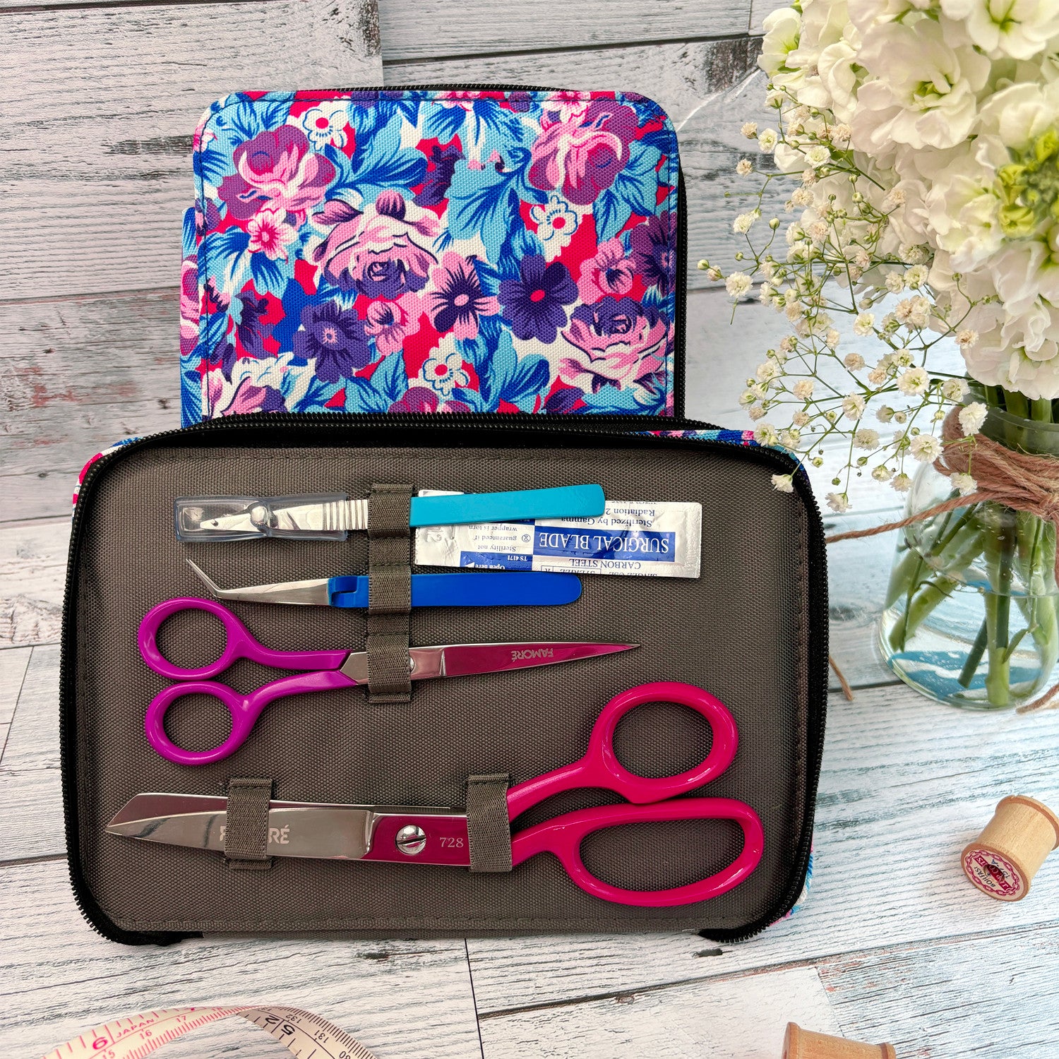 Famore's Floral Pattern Sewing Kit: Shears, Scissors, Ripper and Tweezers