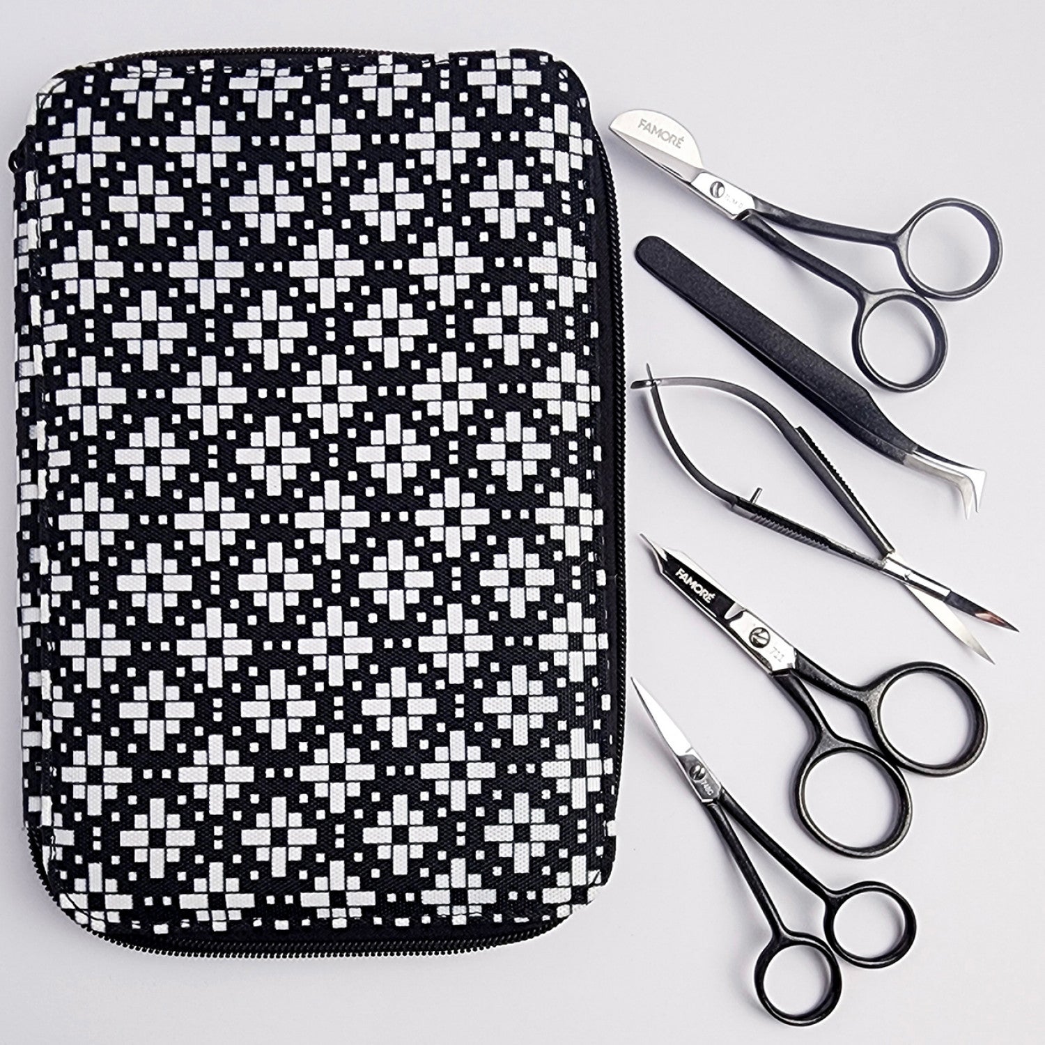 Famore's Black Embroidery Kit: 4 Scissors plus Tweezers