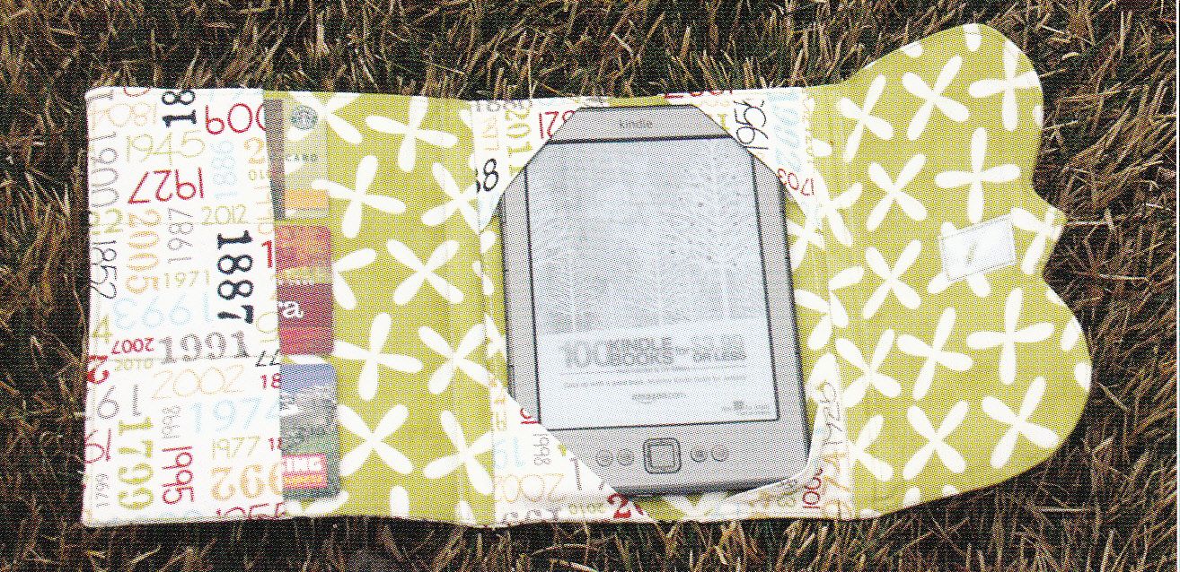 E-Reader Cubby Sewing Pattern by Sue Marsh for Whistlepig Creek Productions